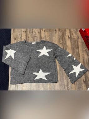 Promesa Wide-Sleeve Star Sweater